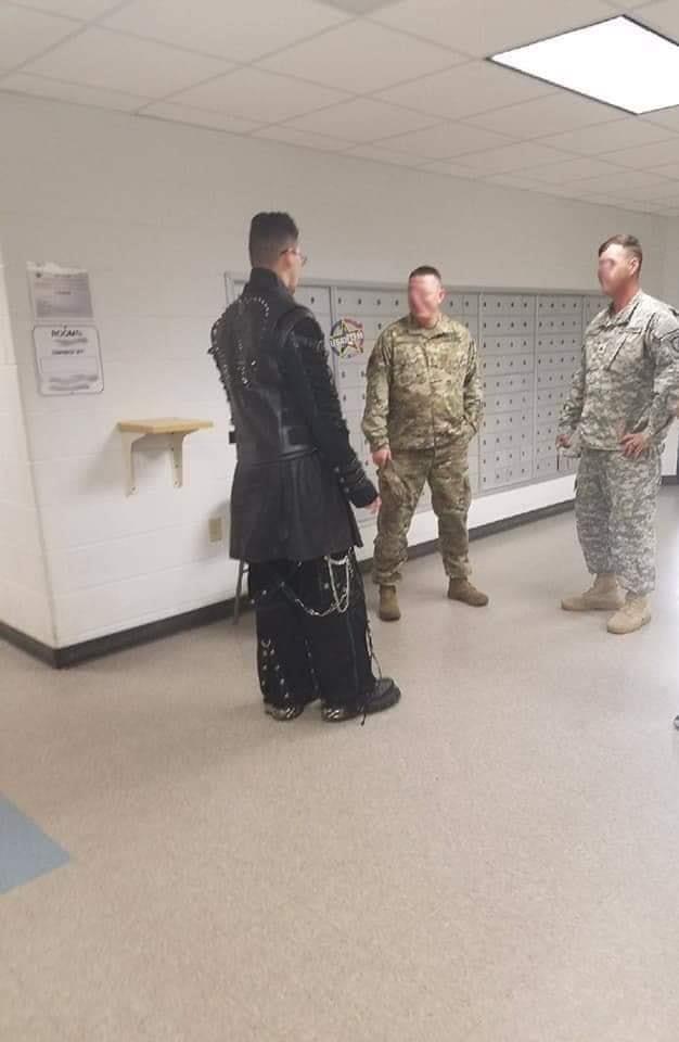 The meme features a screenshot of a Reddit user, "snoo", in a Reddit "Ask Me Anything" (AMA) session with the user "weird_els" who is a US Army soldier. The text overlay reads "I'm a US Army soldier, AMA".